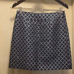 Kate Spade White and Blue A-Line Skirt Knee-Length. A-8.